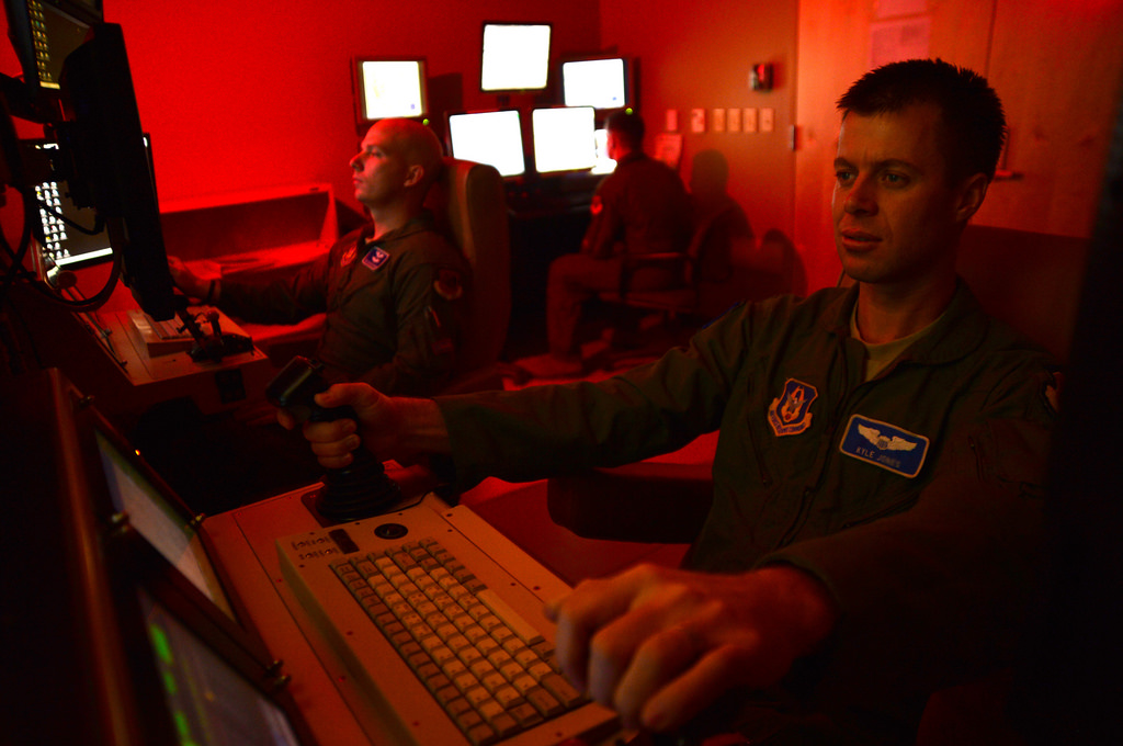 A remotely piloted aircraft crew flies a simulated training mission on an MQ-9 Reaper at Creech Air Force Base Credit U.S. Air Force/Staff Sgt. N.B.